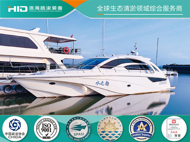 53英尺三體(tǐ)槽道(dào)式豪華遊艇